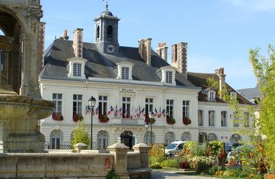 Visite commente  l'Htel De Ville  Chateaudun