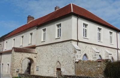 Visite de btiments monastiques datant du XIIIe au XVIIe sicle  Orbais l'Abbaye