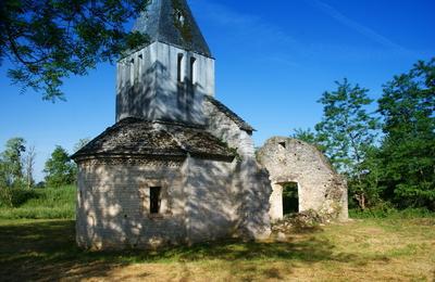 Visite  de l'ancienne chapelle de La Loyre  Fragnes-La Loyre