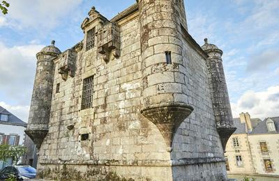 Visite de l'ancienne prison seigneuriale  Guerlesquin