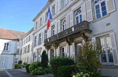 Visite de l'htel de la prfecture de la Haute-Sane  Vesoul