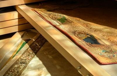 Visite de la chapelle et dcouverte des collections de textiles religieux  Angers