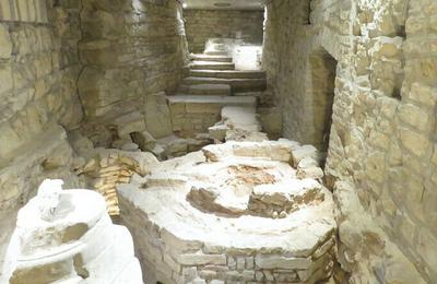 Visite De La Crypte Archéologique De La Cathédrale De Nevers