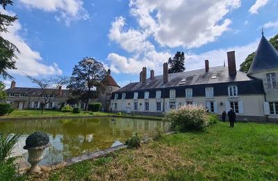 Visite des extrieurs du chteau  Ouzouer sur Loire