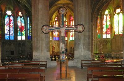 Visite Du Choeur Et Du Déambulatoire Gothiques De La Cathédrale De Nevers
