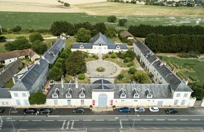 Visite du Relais de Poste des Ormes  Les Ormes