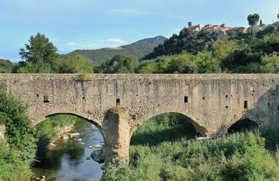 Visite guide de l'aqueduc et exposition artistique  Ansignan