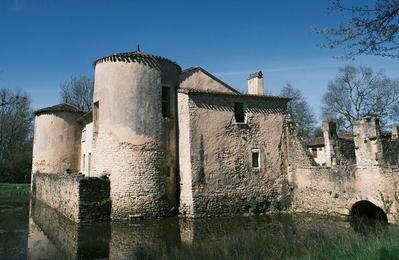 Visite guide de la maison forte du Prat !  Generac