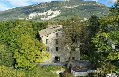 Visite guide des expositions du muse de la Minoterie  La Mure Argens