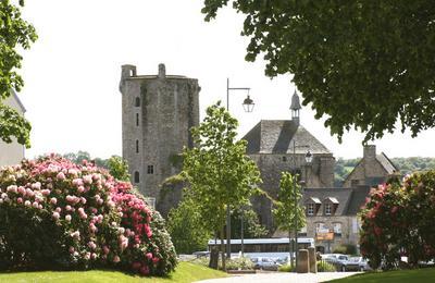 Visite guide du chteau mdival  Bricquebec-en-Cotentin