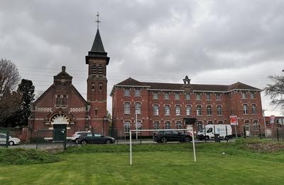 Visite guide du quartier industriel unique Famille Wallaert  Santes