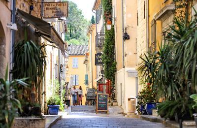 Visite guide du village de Valbonne