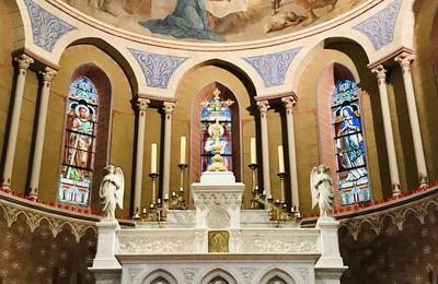 Visite guide et mise en lumire de l'glise Saint-Ours, par des centaines de bougies.  La Frette