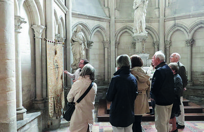Visite guide  la dcouverte de la cathdrale  Troyes