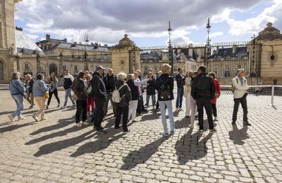 Visite Guidée « Des Génies, Des Lieux, Un Parcours En Ville » à Dijon