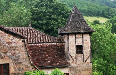 Visite guide : Autoire, de manoir en manoir