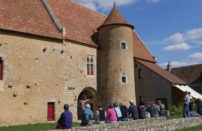 Visite L'architecture du manoir  Asnieres sur Vegre