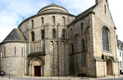 Visite libre de l'Abbatiale Sainte-Croix  Quimperle