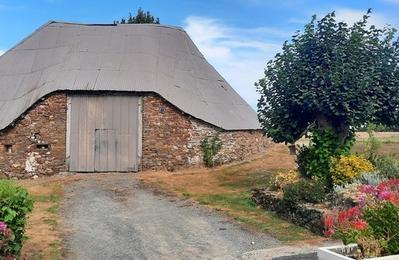 Visite libre de la grange ovalaire de Germignac  Beyssenac