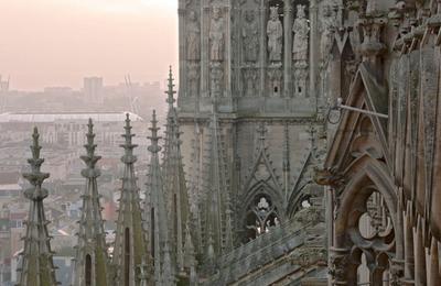 Visite libre des tours d'une cathdrale gothique  Reims