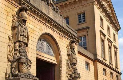 Visites guides d'un Palais de Justice  Metz