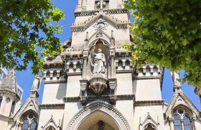 Visitez l'glise Sainte-Perptue  Nimes