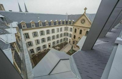 Visitez un ancien ordre hospitalier marqu pour l'assistance maternelle  Metz