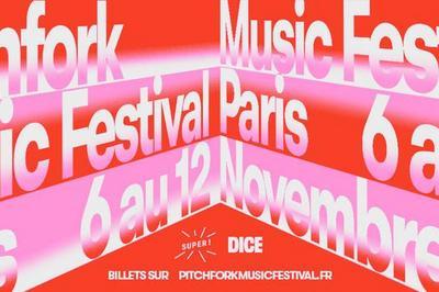 Weyes Blood et Ichiko Aoba à Paris le 8 novembre 2023 à Paris 8ème