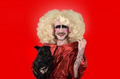 Lolla Wesh, Stand Up Drag  Lens
