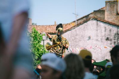 La Mesnie Hellequin - #1 Thtre et Chasse  Amiens