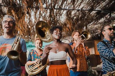 Balaphonics et Mary May brassband Afro-funk  Blois