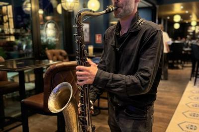 Leo Solo jazzy au bureau  Toulouse