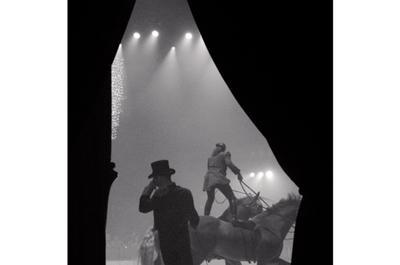 De sciure et de velours : vie intime des cirques. Photographies au charbon  Paris 14me