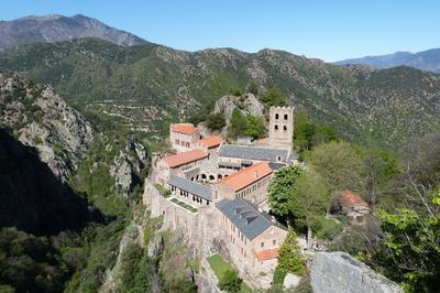  la dcouverte de l'abbaye !  Casteil