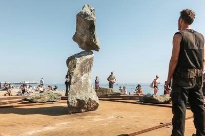 A piece of 2 - balancing human sized rocks  Toulouse