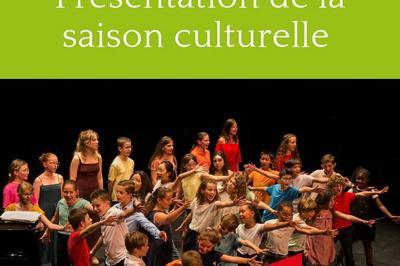 Présentation de la saison culturelle avec le Choeur d'enfants du conservatoire à Labruguiere