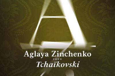 Aglaya Zinchenko joue Tchakovski  Besancon