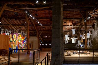 Exposition d'art contemporain dans une ferme lorraine  Goviller