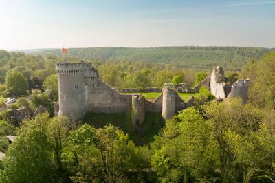 Atelier : esquissons la reconstruction des ruines du chteau  Moulineaux