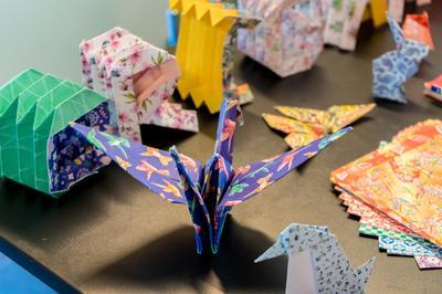 Atelier Origami Avec L'association Dejima  Paris 7me