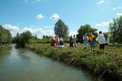 Balade Thtralise dans le marais Audomarois  Clairmarais