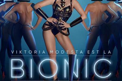 Bionic Showgirl - Crazy Experience  Paris 8me