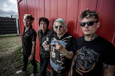 Charge 69   Uk Subs  Herouville saint Clair