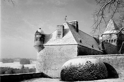 Chteau d'Aucors (les extrieurs)  Mareuil en Prigord