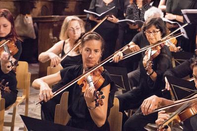 Concert De L'orchestre Eitv Et Le Choeur Kalliste  Bormes les Mimosas