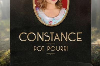 Constance Dans Pot Pourri  Gemenos