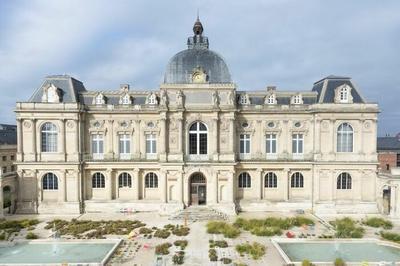 Coups de projecteur sur la broderie des Ursulines  Amiens