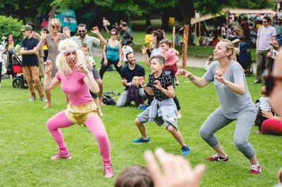 Cours de sprot dans les jardins de la Villa Gabrielle  Villeneuve d'Ascq