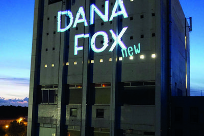Dana Fox New  Bordeaux