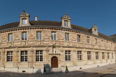 Dcouverte de l'histoire et de l'architecture du conseil dpartemental  Chalons en Champagne